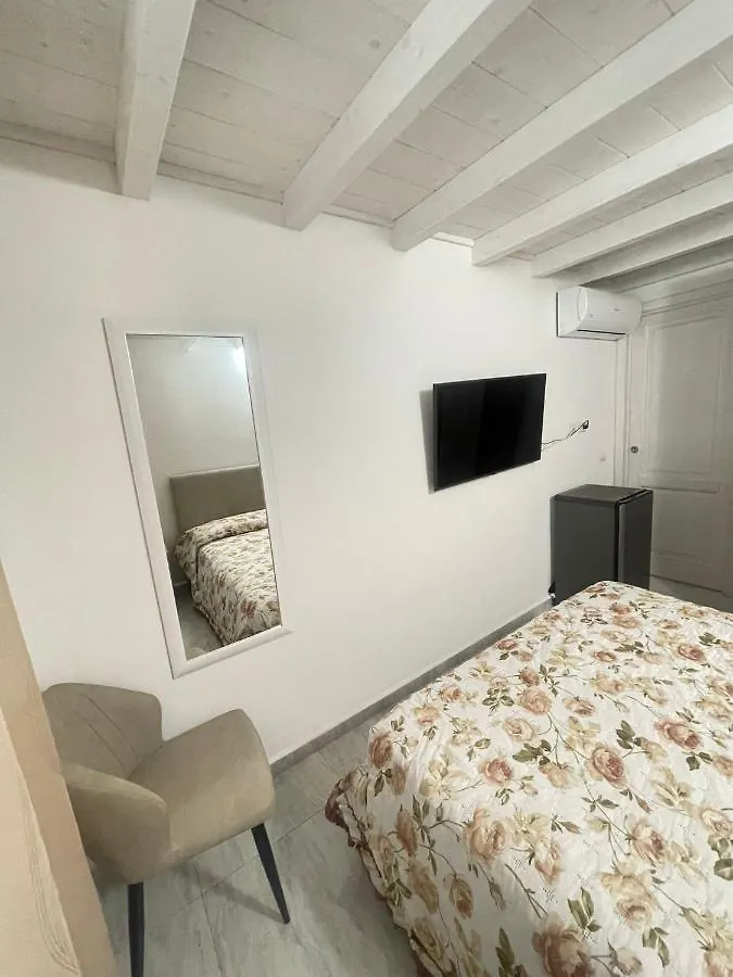 Bed and Breakfast La Perla Del Mare 2 à La Caletta